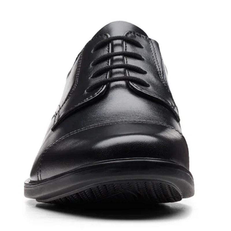 Clarks Howard Cap Black Shoes