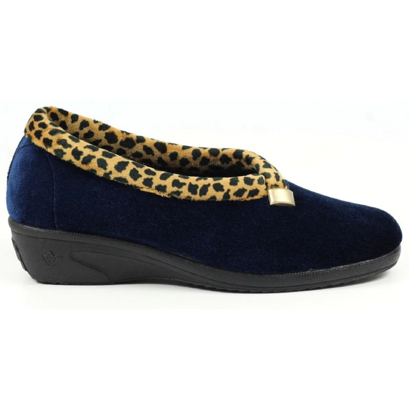 Lunar Paloma Navy Ocelot Trim Slippers