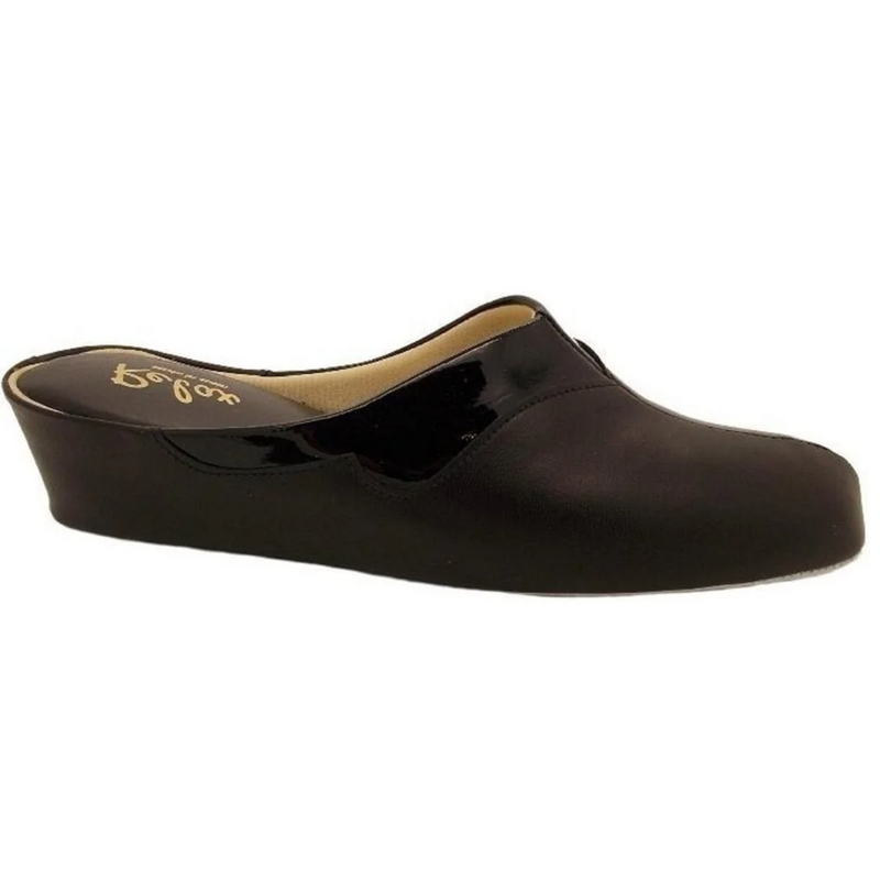 Relax Plum 3131 Black Leather Slippers