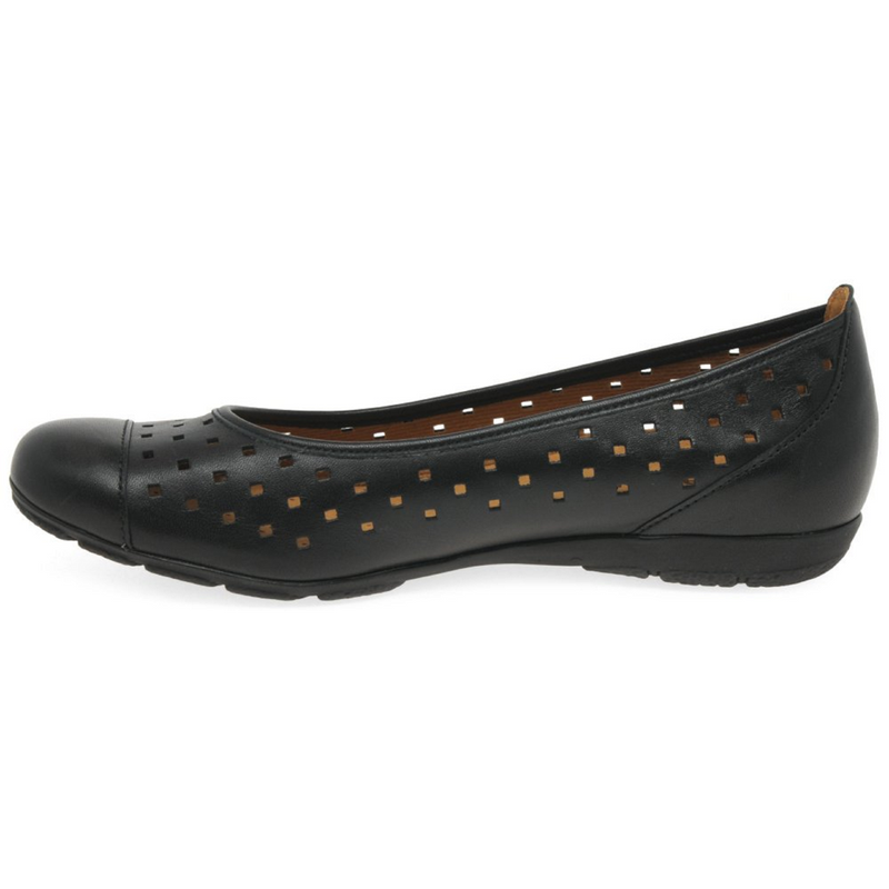 Gabor Ruffle Black Shoes